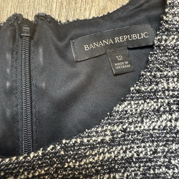 Banana Republic Knit Sheath Dress Sz 12 Marled Black White Tweed Short Sleeve - Picture 6 of 12